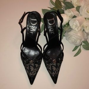 Vintage Dior trotter slingback heels (navy)